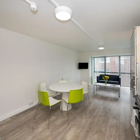 Hall - Ucc Summer Beds * コーク