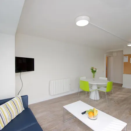 Hall - Ucc Summer Beds *