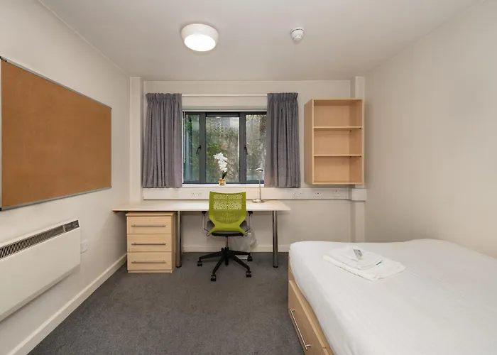 Hall - Ucc Summer Beds Cork