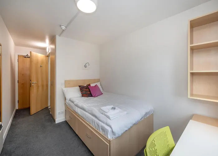 Hall - Ucc Summer Beds Корк