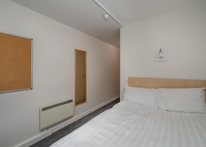 Hall - Ucc Summer Beds Корк